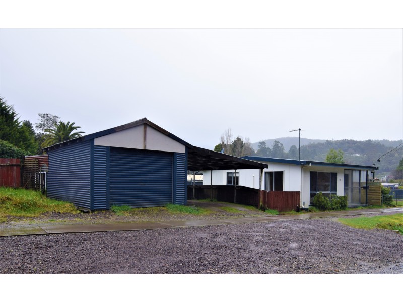 12 Preston Street, Queenstown TAS 7467