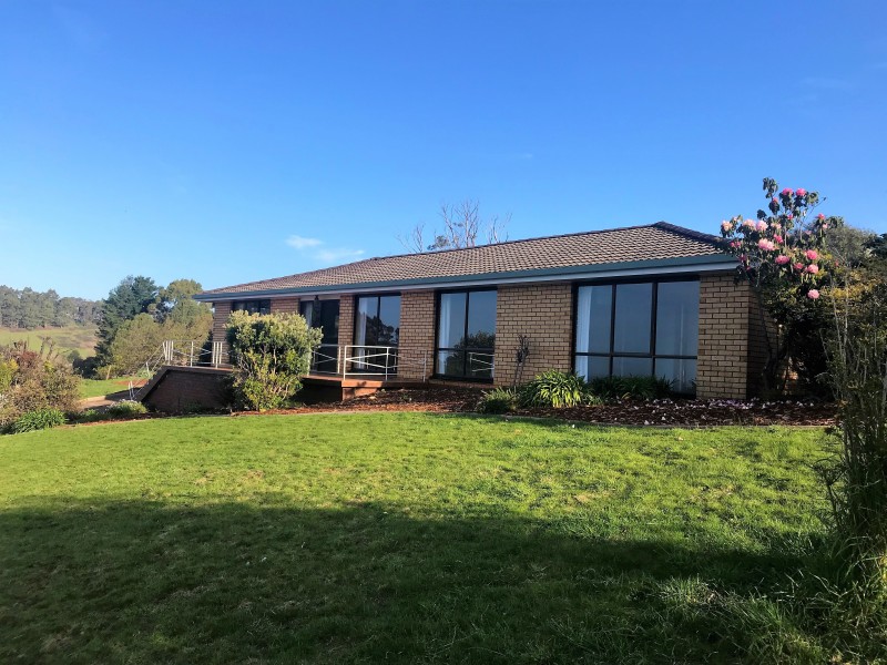 2A Young Street, South Burnie TAS 7320