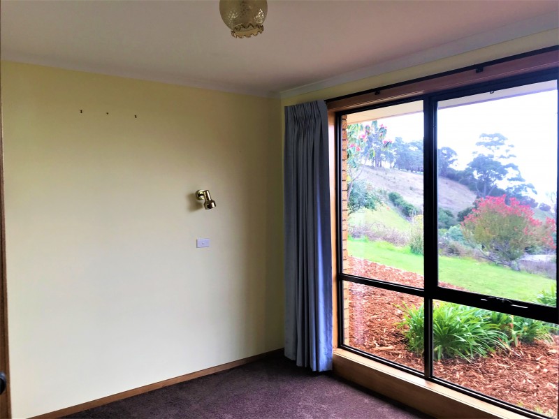 2A Young Street, South Burnie TAS 7320