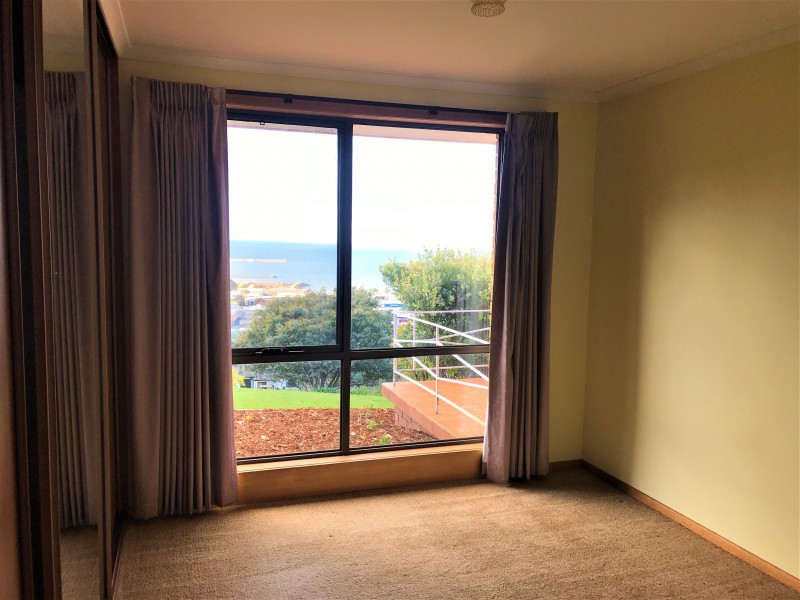 2A Young Street, South Burnie TAS 7320