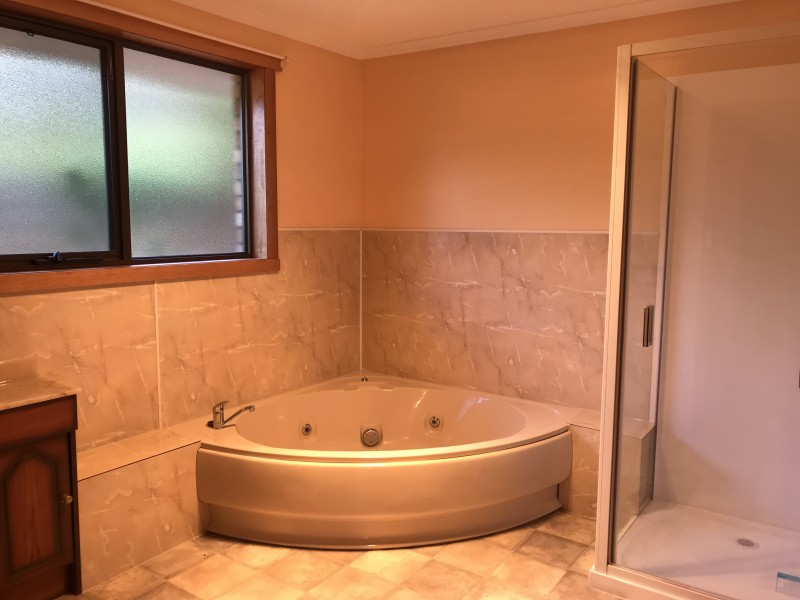 2A Young Street, South Burnie TAS 7320