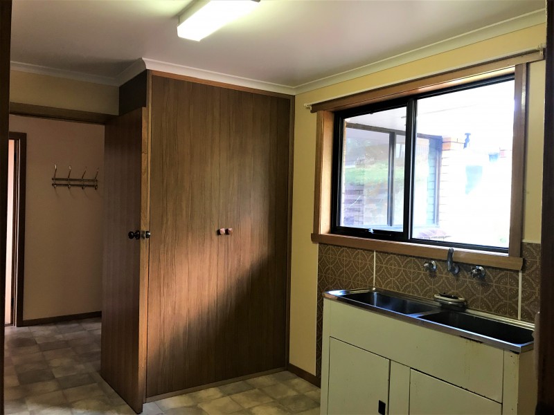 2A Young Street, South Burnie TAS 7320