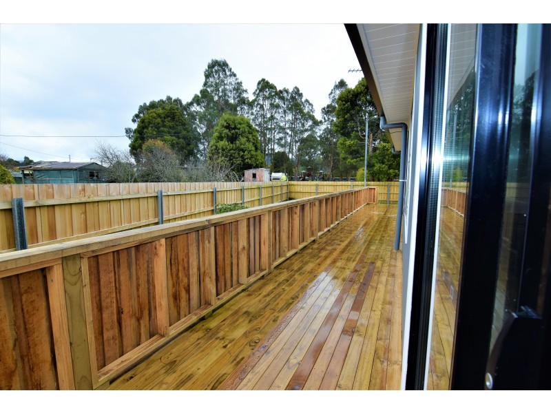 9 Sophia Street, Tullah TAS 7321