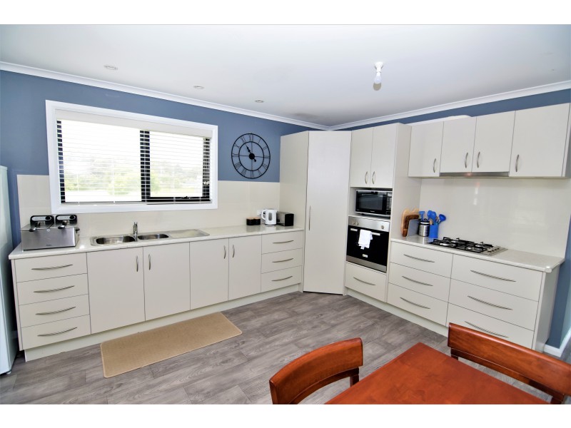 8 Serrata Crescent, Sisters Beach TAS 7321