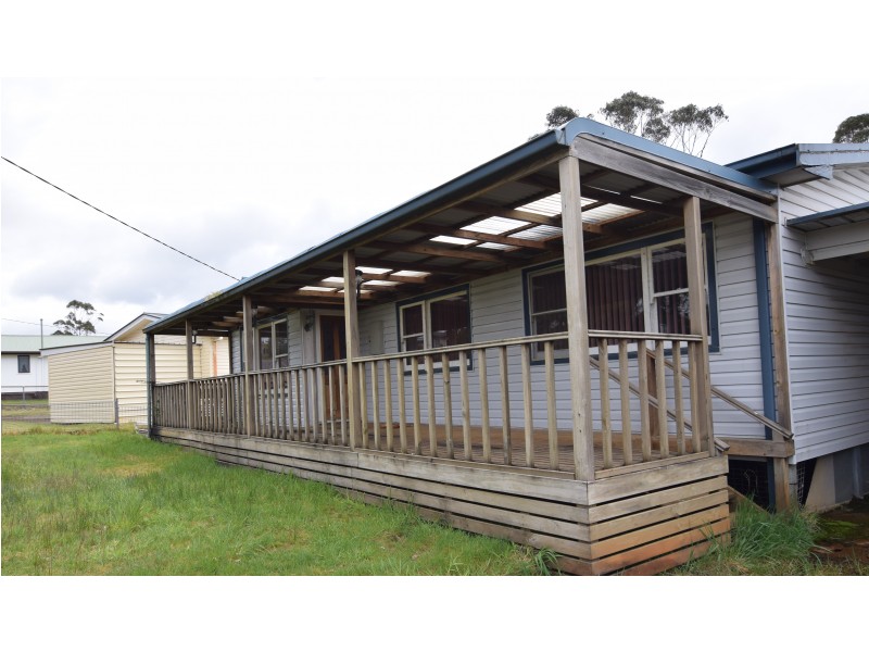 58 Main Street, Zeehan TAS 7469