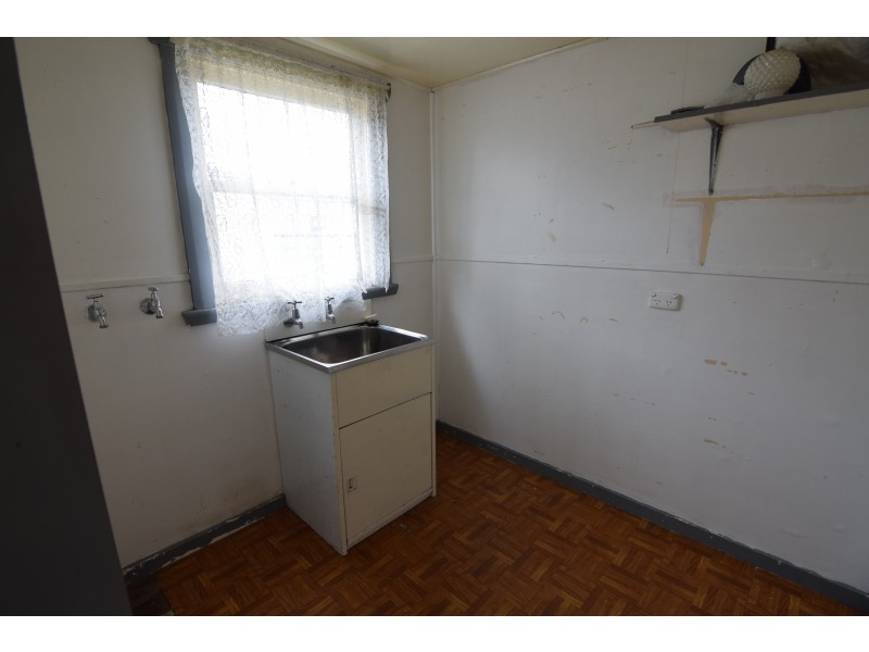 58 Main Street, Zeehan TAS 7469