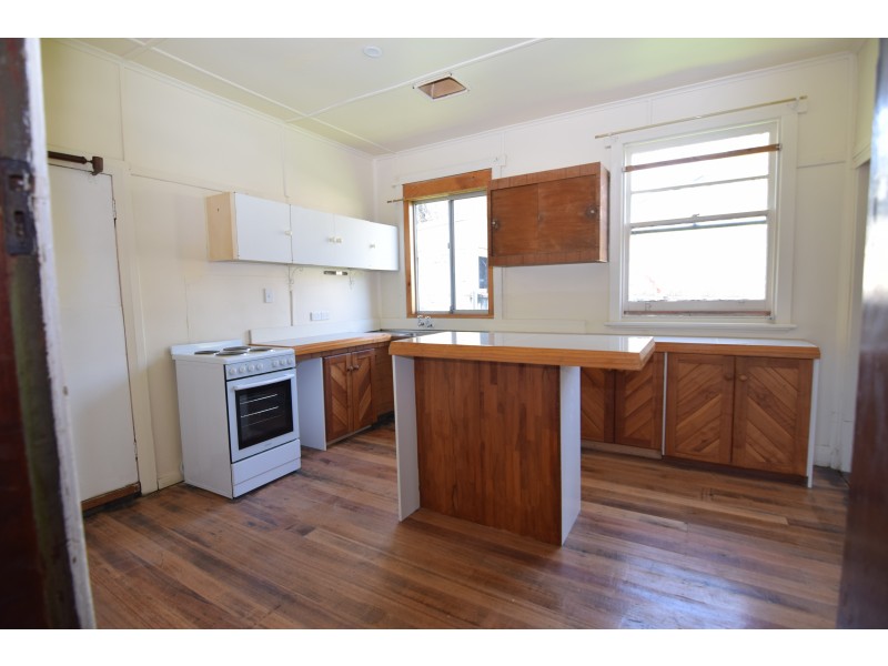 9 Hurst Street, Queenstown TAS 7467