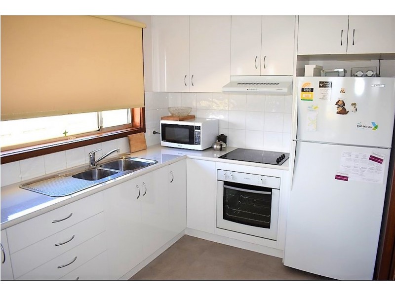 28 Simpson Street, Somerset TAS 7322