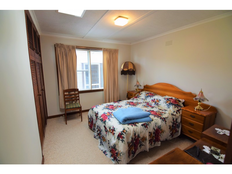 28 Simpson Street, Somerset TAS 7322