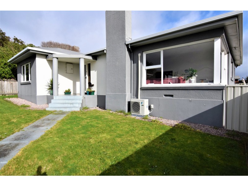 1/37 Falmouth Street, Somerset TAS 7322