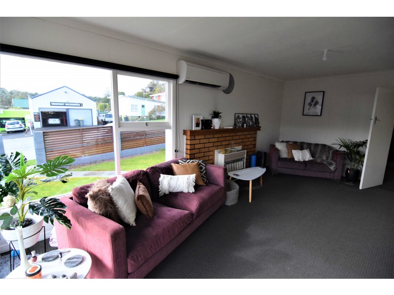 1/37 Falmouth Street, Somerset TAS 7322