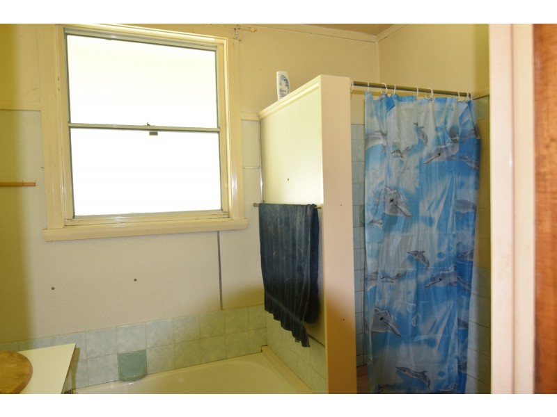 15 Wilson Street, Zeehan TAS 7469