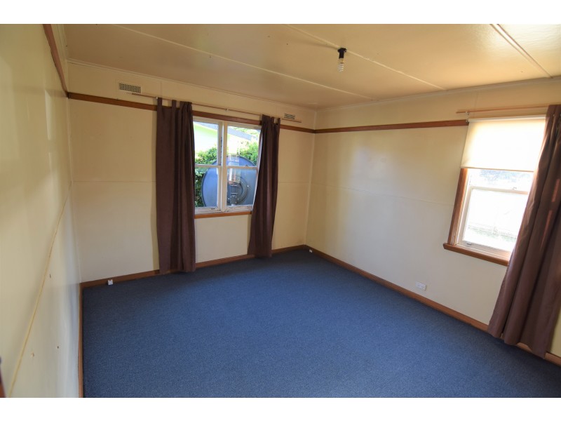 7 Fraser Street, Rosebery TAS 7470