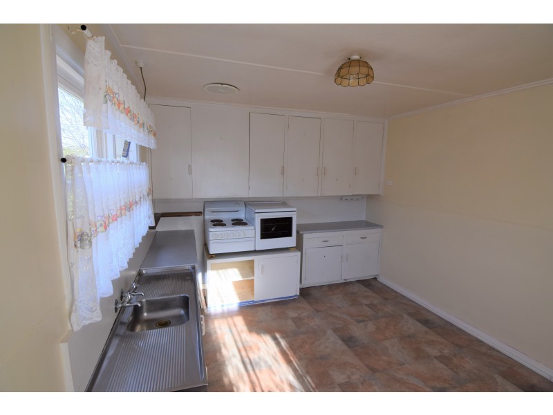 7 Fraser Street, Rosebery TAS 7470