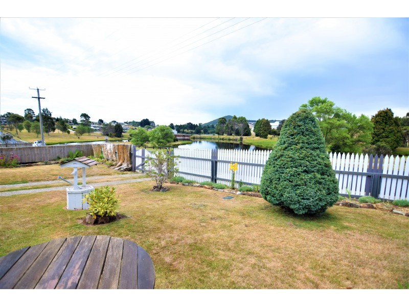 4 English Street, Waratah TAS 7321
