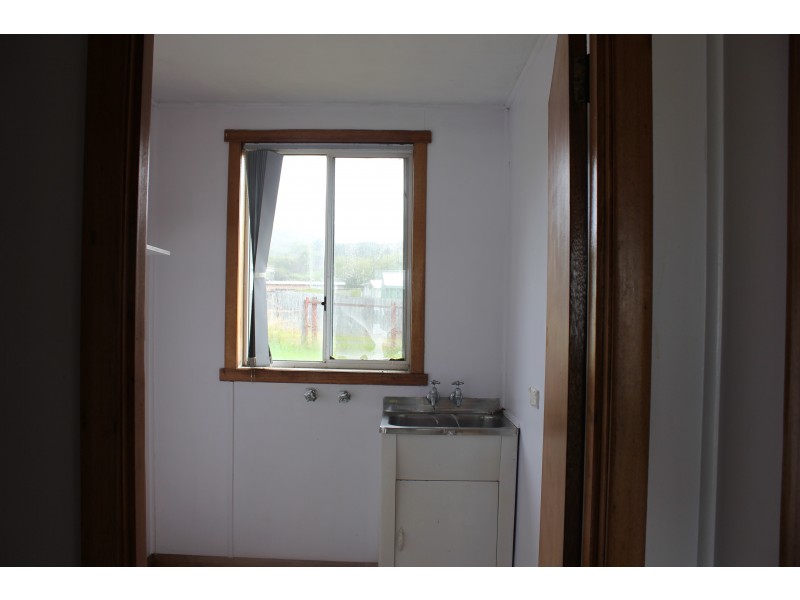 71 Main Street, Zeehan TAS 7469