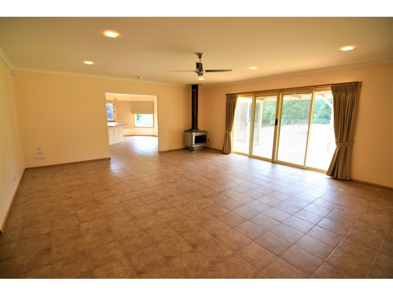 3 Chromys Road, Takone TAS 7325