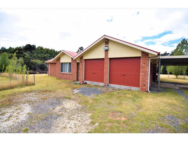 3 Chromys Road, Takone TAS 7325