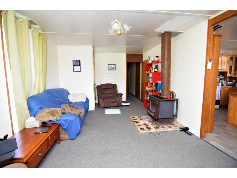 4 Waratah Drive, Rosebery TAS 7470