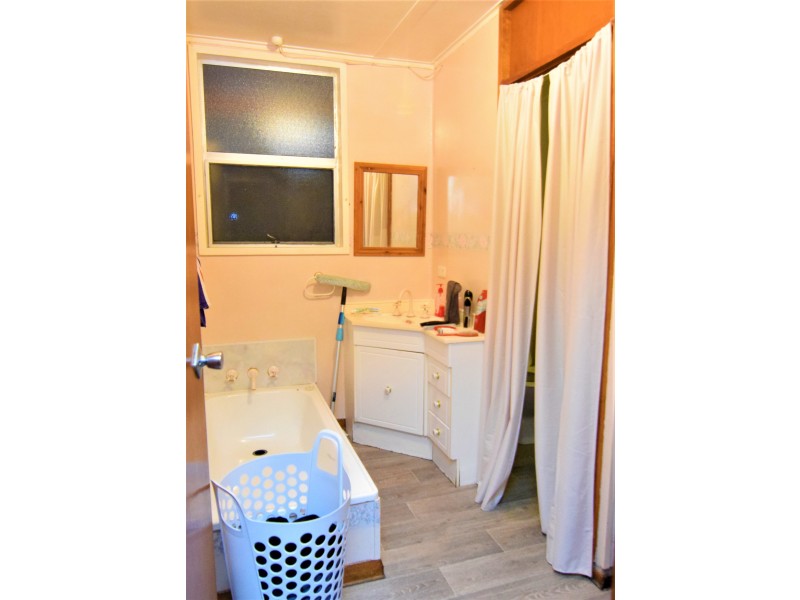 4 Waratah Drive, Rosebery TAS 7470