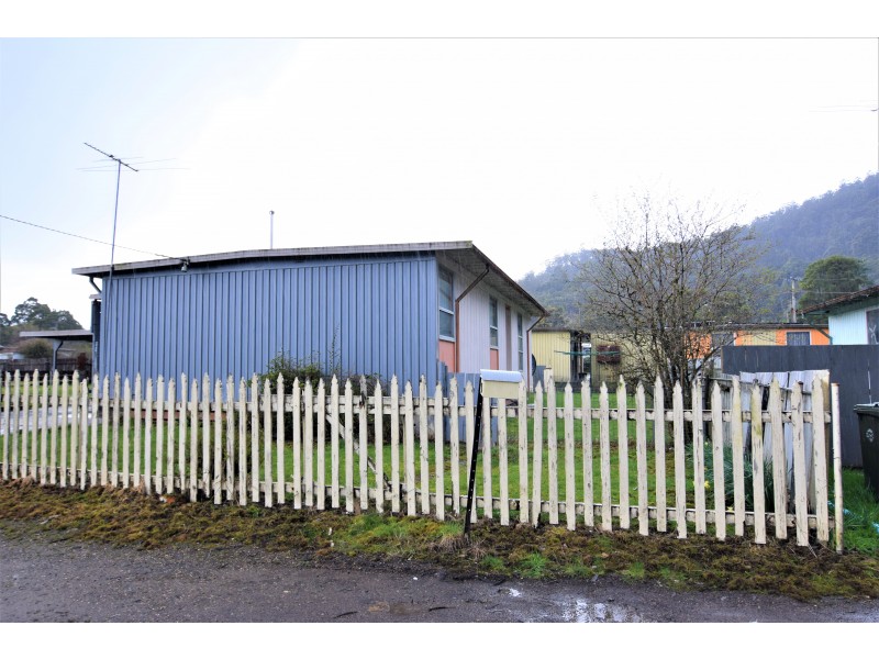 4 Waratah Drive, Rosebery TAS 7470