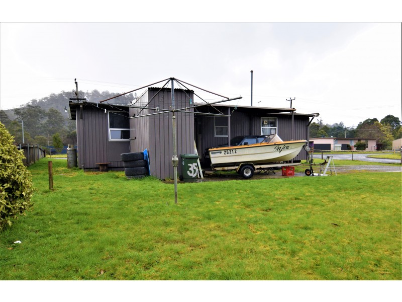 35 Baillieu Street, Rosebery TAS 7470