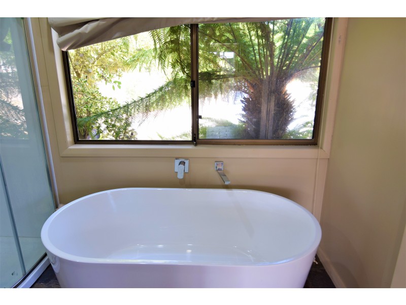 33 Irby Circus, Sisters Beach TAS 7321