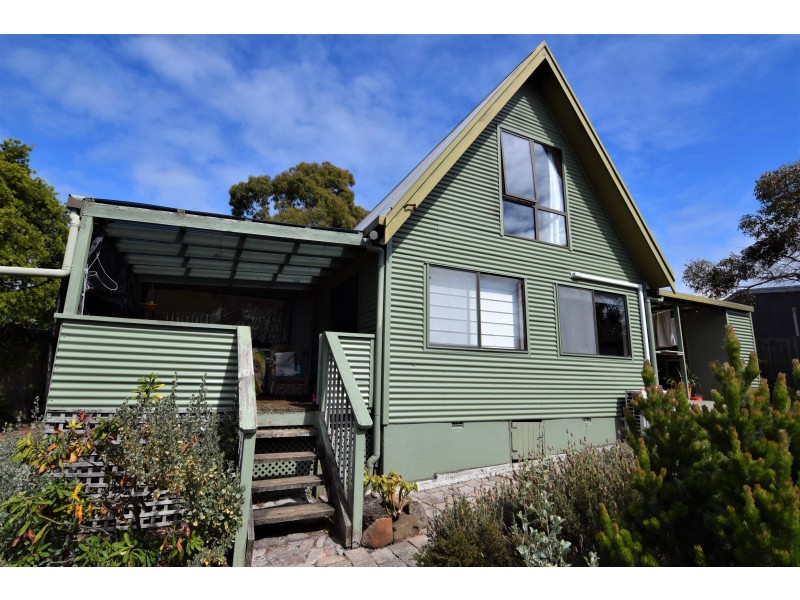 33 Irby Circus, Sisters Beach TAS 7321