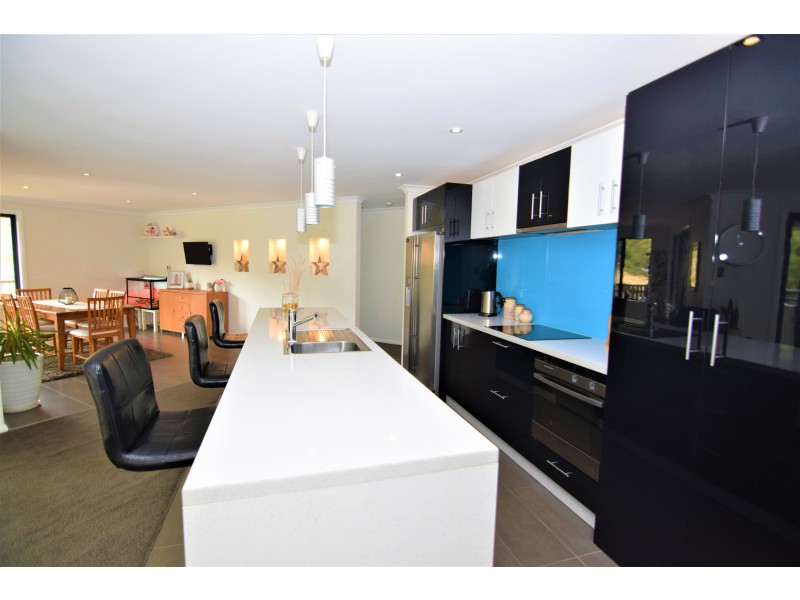 27 Dowling Drive, Romaine TAS 7320