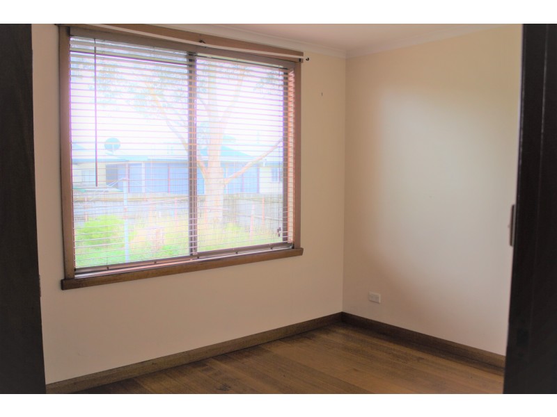 4 Belstead Street, Zeehan TAS 7469