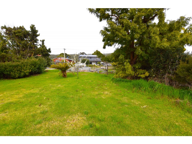 8 Irby Circus, Sisters Beach TAS 7321