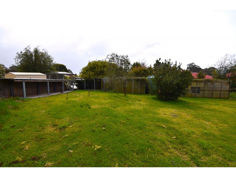 8 Irby Circus, Sisters Beach TAS 7321