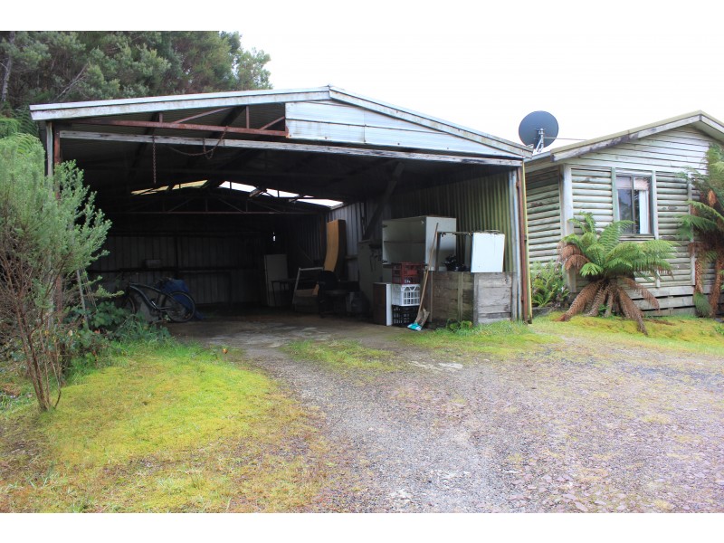 21 Solly Street, Zeehan TAS 7469