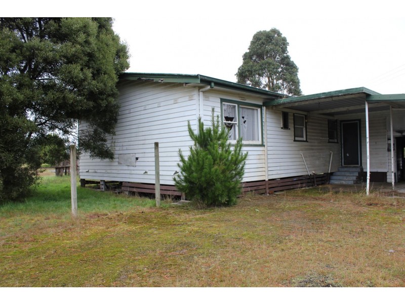 7 Shield Street, Zeehan TAS 7469
