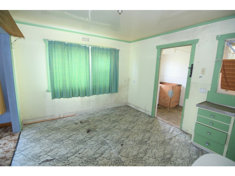 7 Shield Street, Zeehan TAS 7469