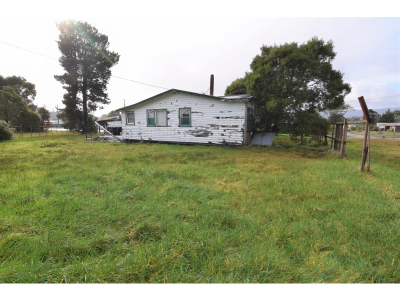 7 Shield Street, Zeehan TAS 7469