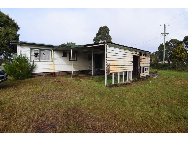 7 Shield Street, Zeehan TAS 7469
