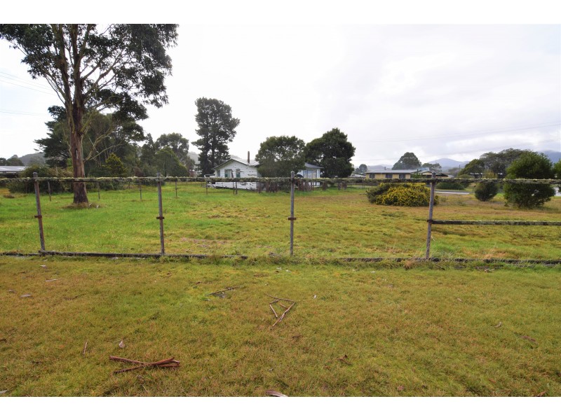 7 Shield Street, Zeehan TAS 7469