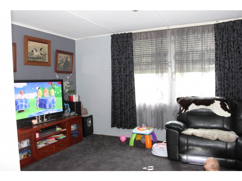 9 Bluff Street, Tullah TAS 7321