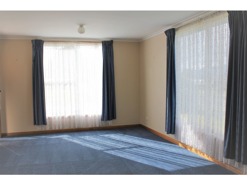 11 Fowell Street, Zeehan TAS 7469