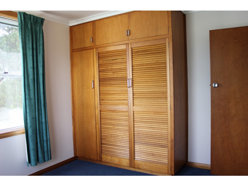 11 Fowell Street, Zeehan TAS 7469