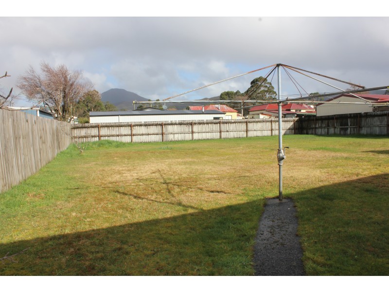 11 Fowell Street, Zeehan TAS 7469