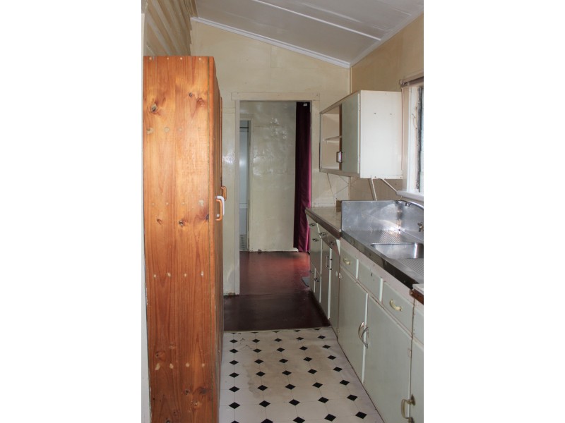 12 Dixon Street, Queenstown TAS 7467