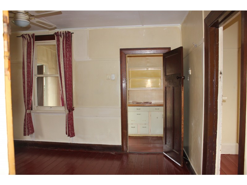 12 Dixon Street, Queenstown TAS 7467