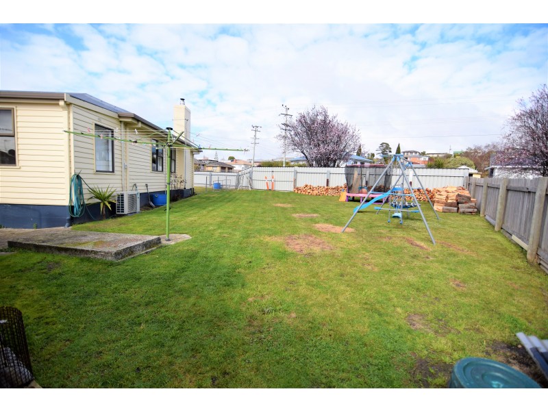 75 Simpson Street, Somerset TAS 7322