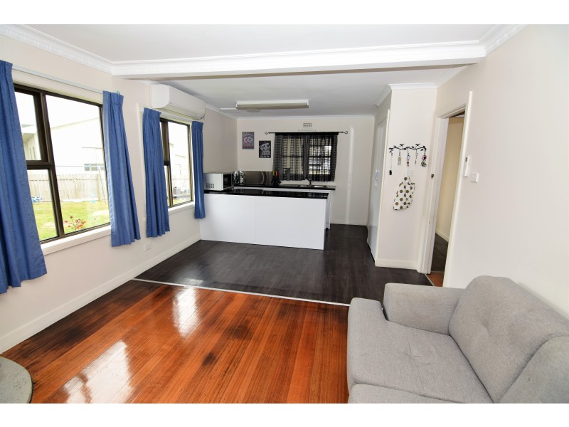 75 Simpson Street, Somerset TAS 7322