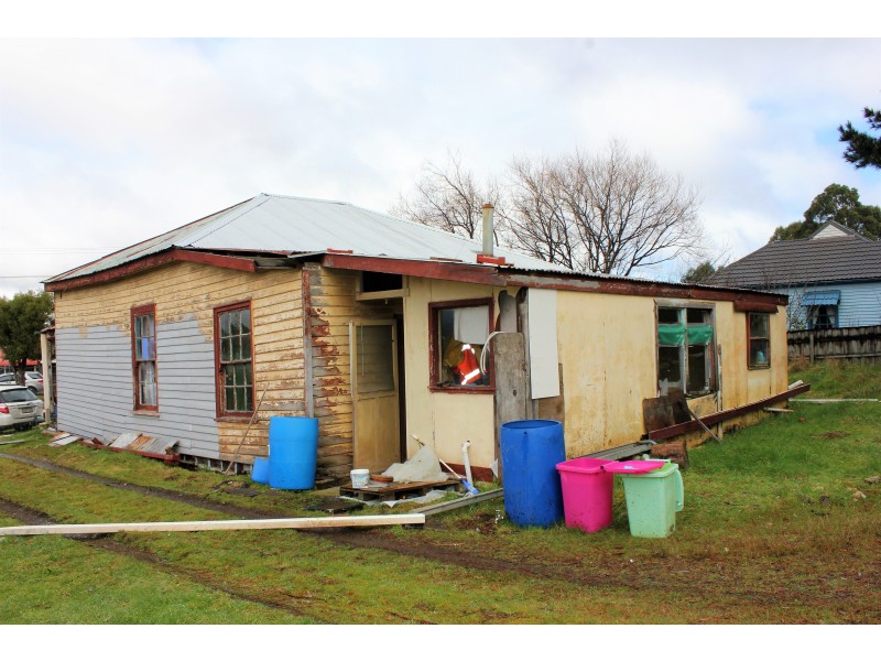346 Main Street, Zeehan TAS 7469