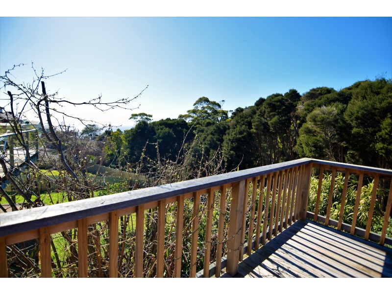 15 Paraka Street, Parklands TAS 7320