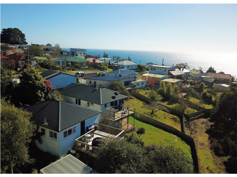 15 Paraka Street, Parklands TAS 7320