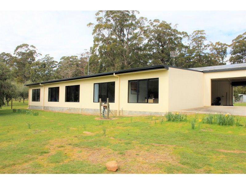 445 Coopers Lane, Wynyard TAS 7325